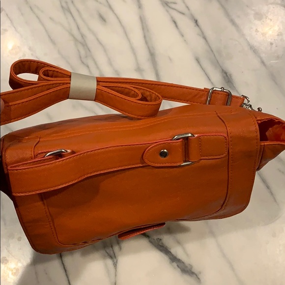 New Orange PVC Shoulder bag with Turnkey Lock - Picture 7 of 7